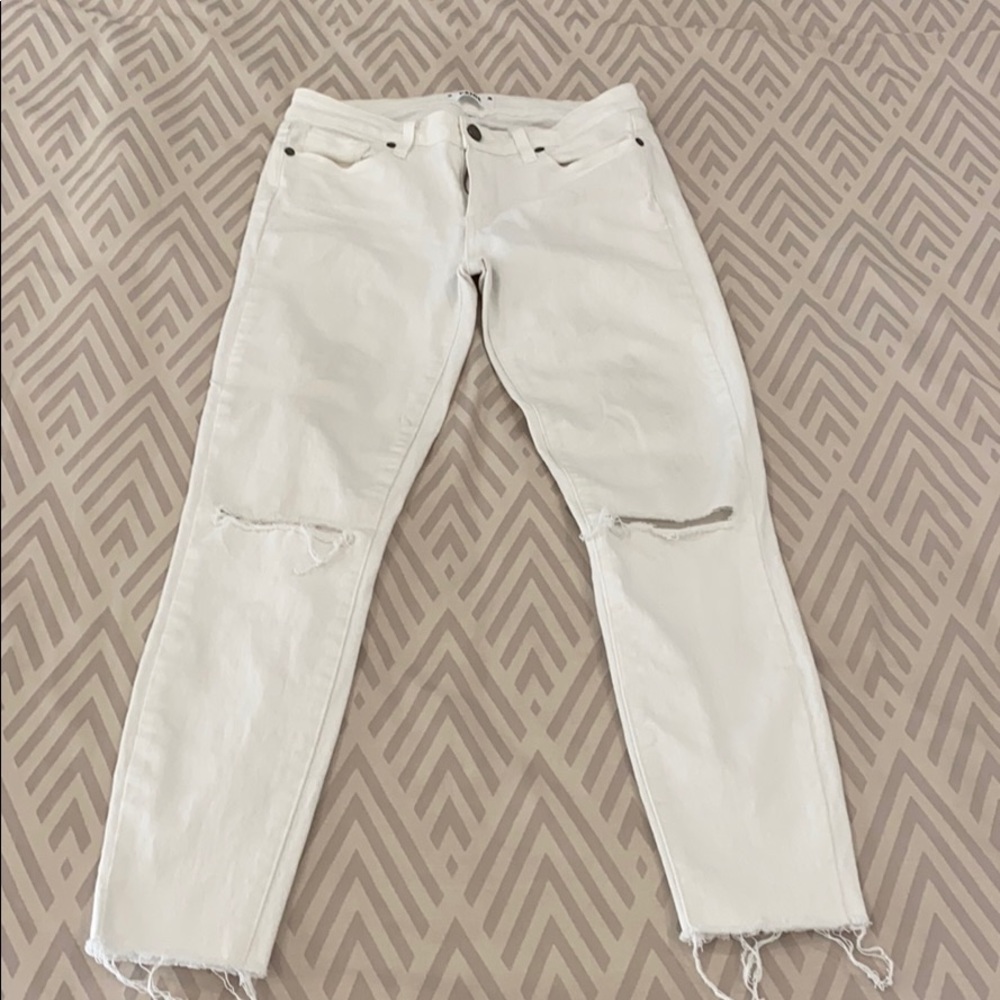 Paige White Verdugo Crop